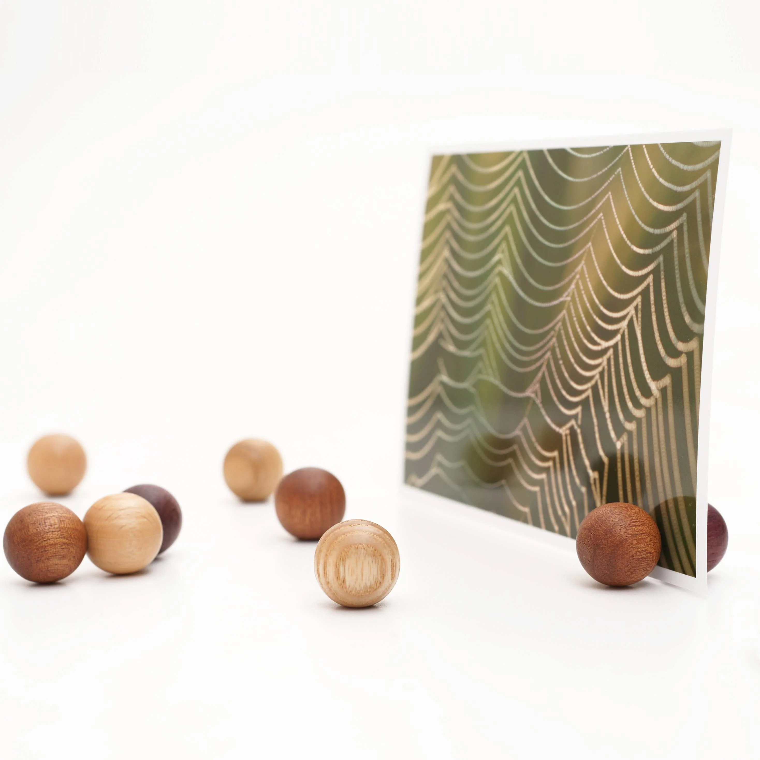 Smart Magnet Beads | Set Of 4 - Image 7